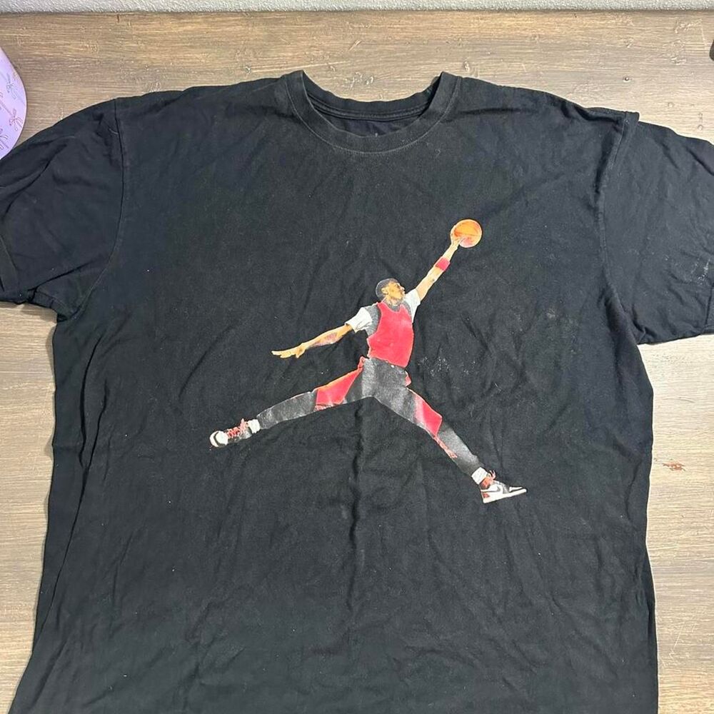Jordan Men's Black T-shirt